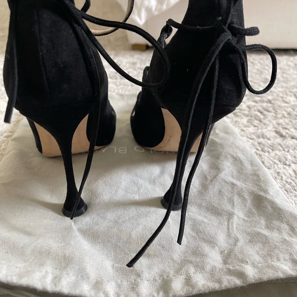 Manolo Blahnik heels - Picture 4 of 5